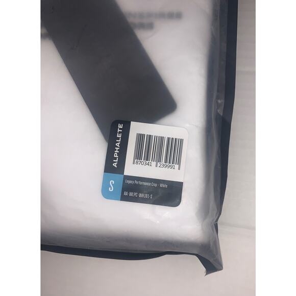 ALPHALETE Legacy Performance Cropped Hoodie. White. Small - Picture 10 of 15